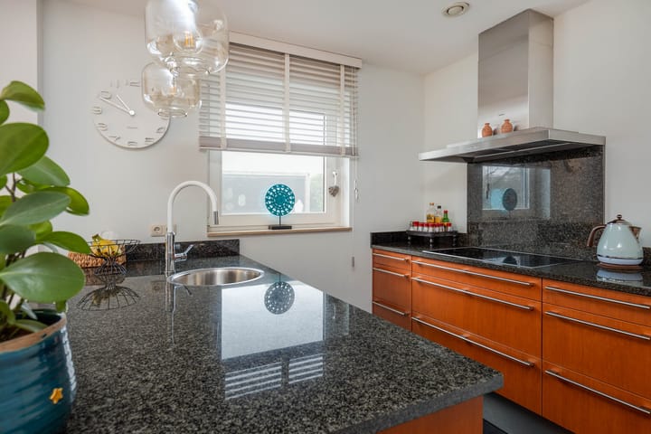 Foto 12 van Minerva 27