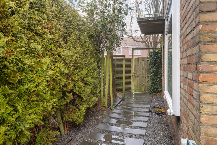 Photo 26 of Aert van der Neerstraat 67