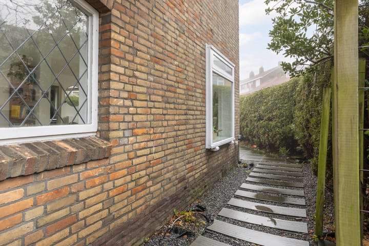 Photo 27 of Aert van der Neerstraat 67