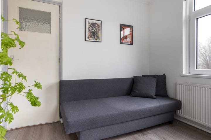 Photo 33 of Aert van der Neerstraat 67