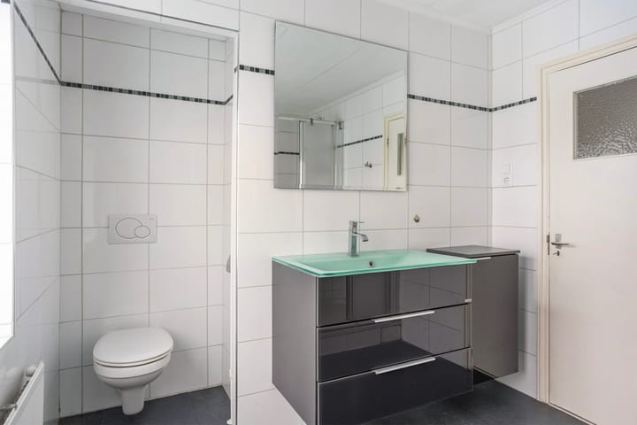 Photo 38 of Aert van der Neerstraat 67