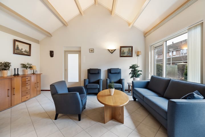 Foto 2 van Fluitekruid 26