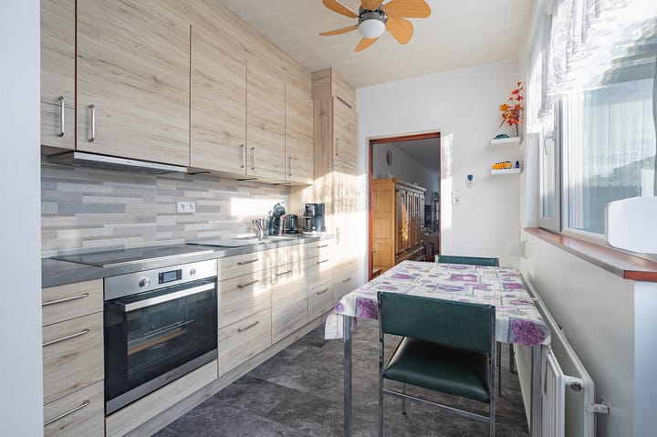 Foto 9 van Akerstraat 147