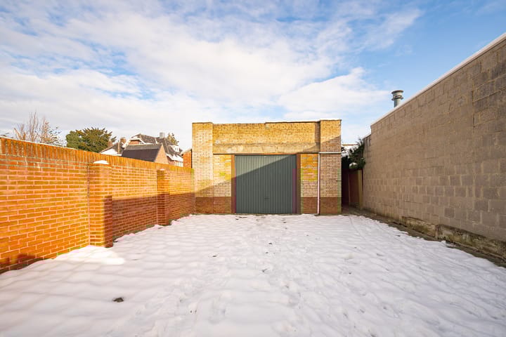 Foto 32 van Akerstraat 147