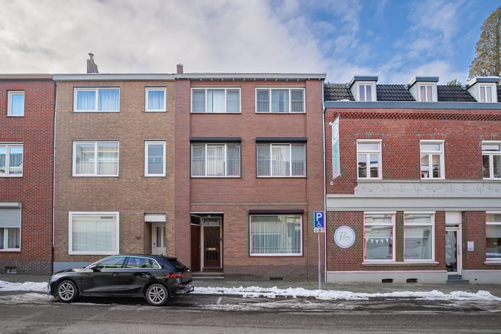 Foto 38 van Akerstraat 147