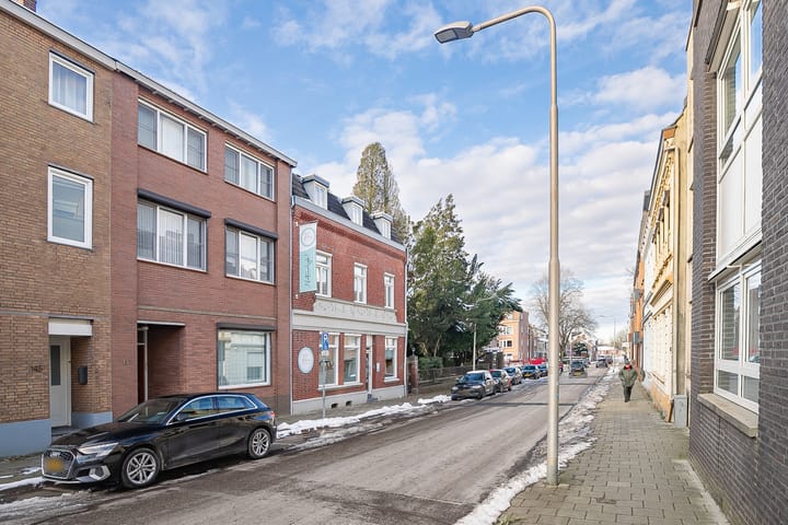 Foto 39 van Akerstraat 147