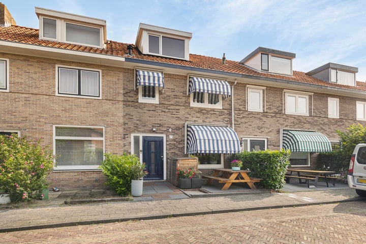 Bekijk foto van Abraham Kuyperstraat 7