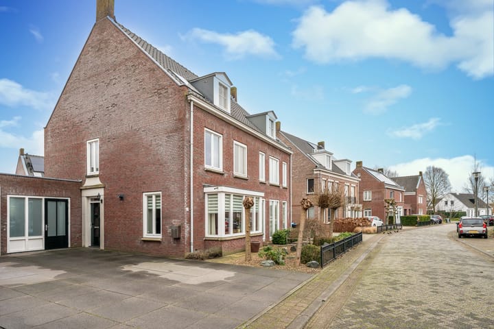 Foto 6 van Loovoort 10