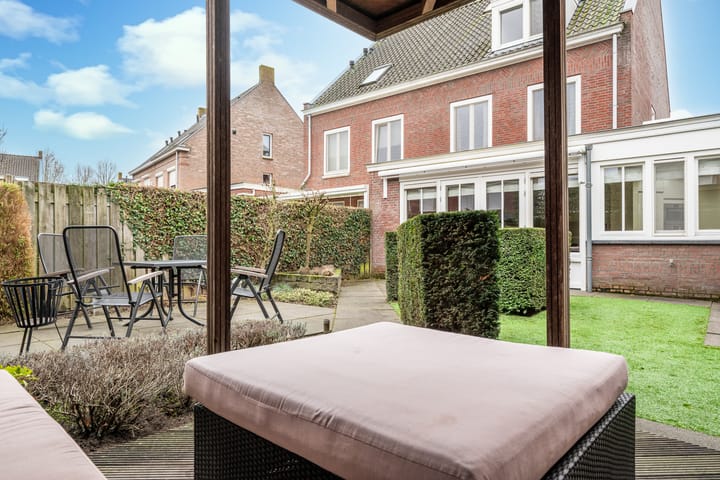 Foto 42 van Loovoort 10