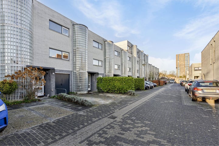 View photo of Breitnerstraat 19