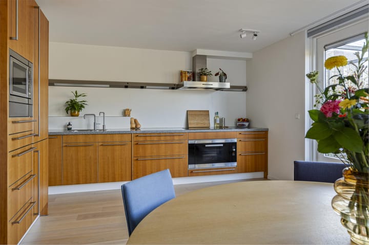 Foto 9 van Breitnerstraat 19