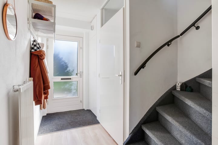 Photo 4 of Vijzelplantsoen 7