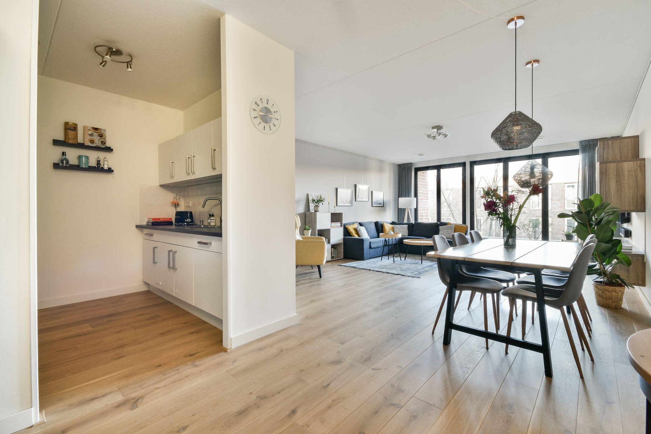 Foto 6 van Erich Salomonstraat 114