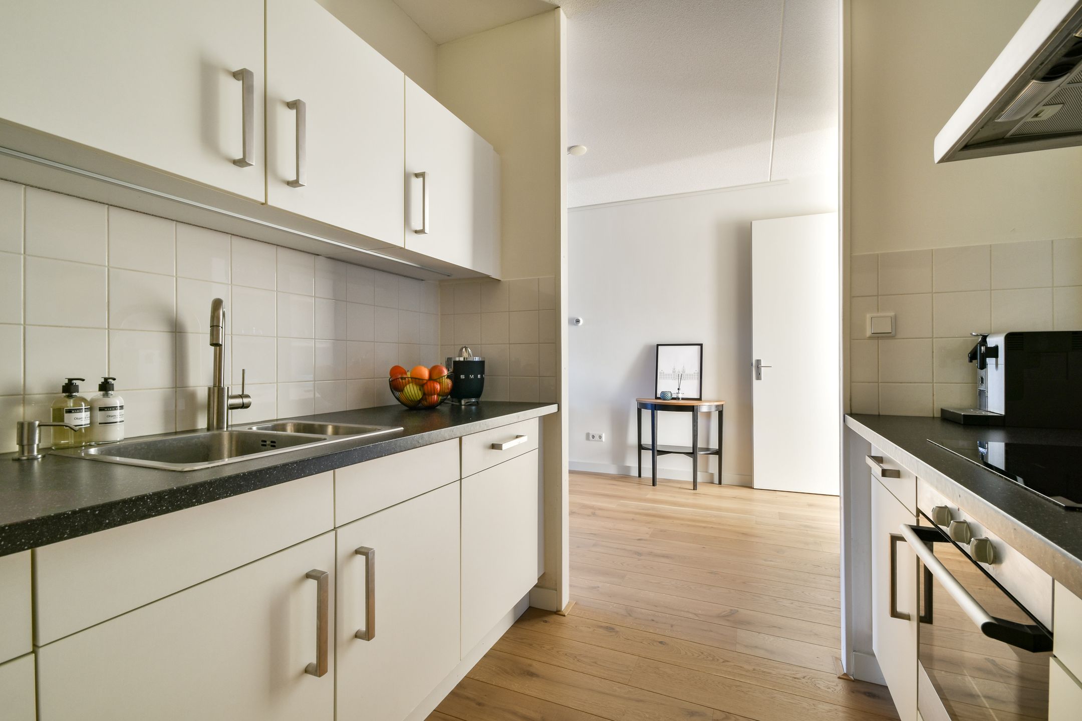 Foto 12 van Erich Salomonstraat 114