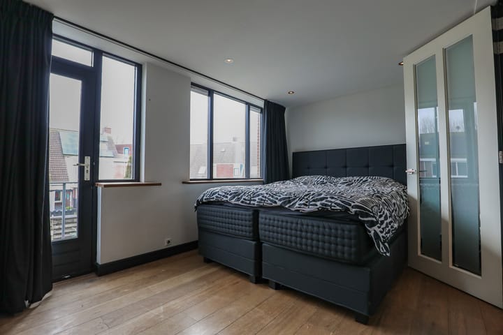 Foto 19 van Steker 10