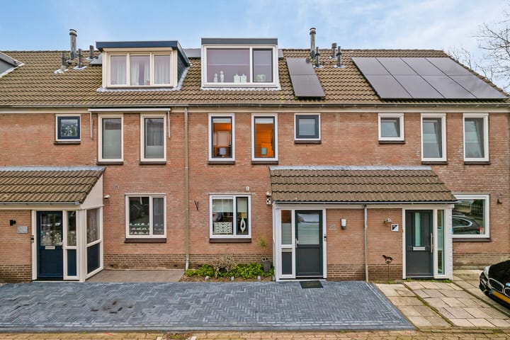 Photo 6 of Anna van Saksenstraat 28