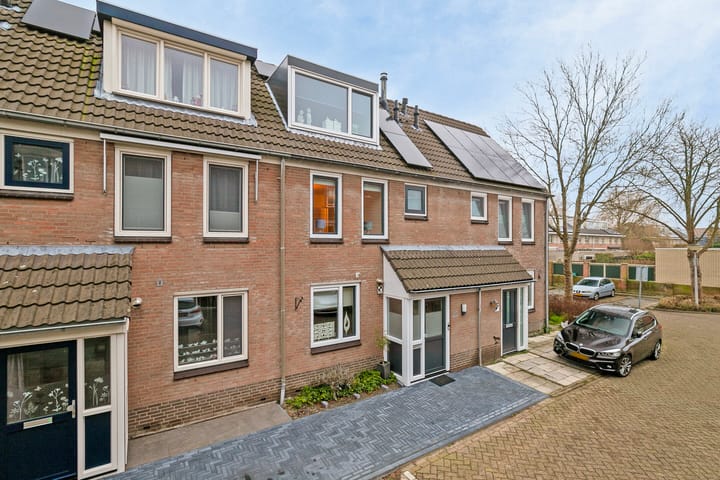 Photo 7 of Anna van Saksenstraat 28