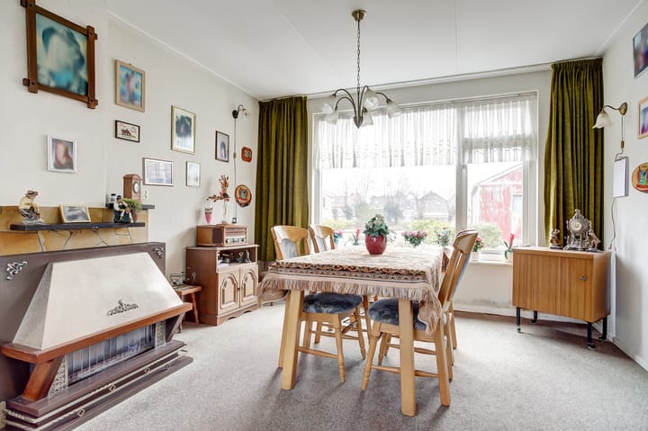 Foto 7 van Pastoor van Santestraat 18