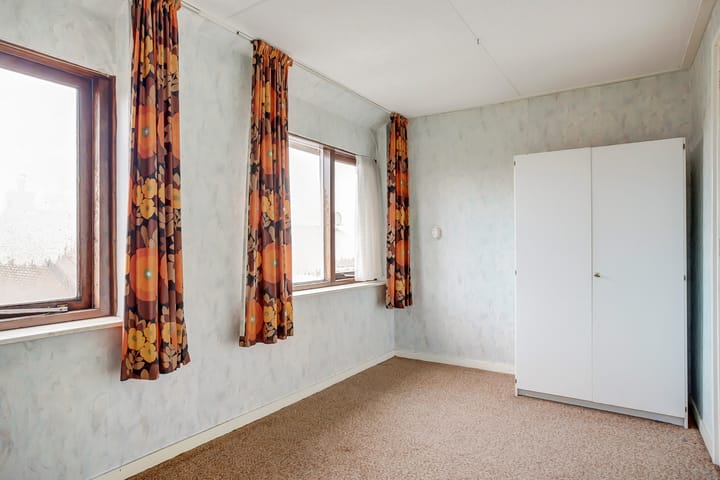 Foto 17 van Pastoor van Santestraat 18