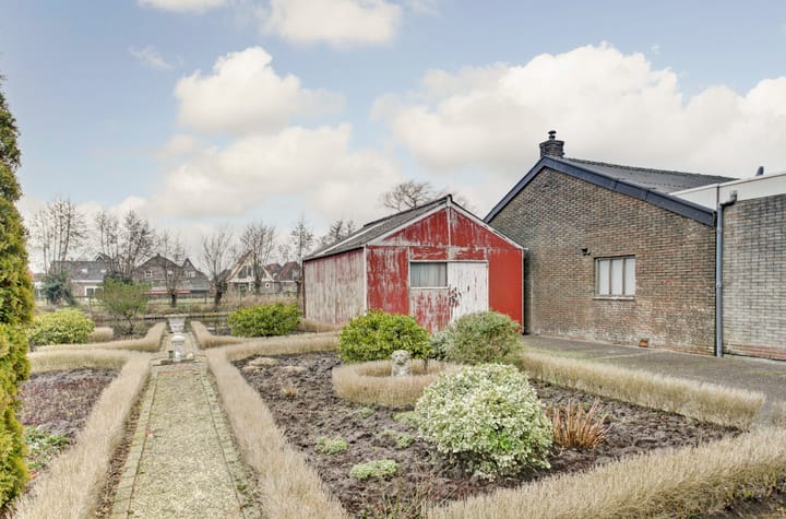 Foto 22 van Pastoor van Santestraat 18