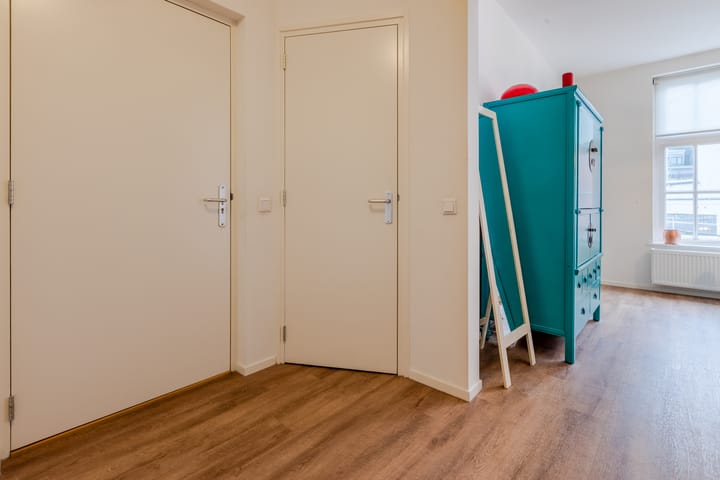 Photo 15 of Beijensstraat 4-A