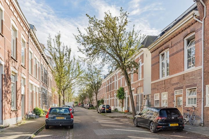 Photo 16 of Beijensstraat 4-A