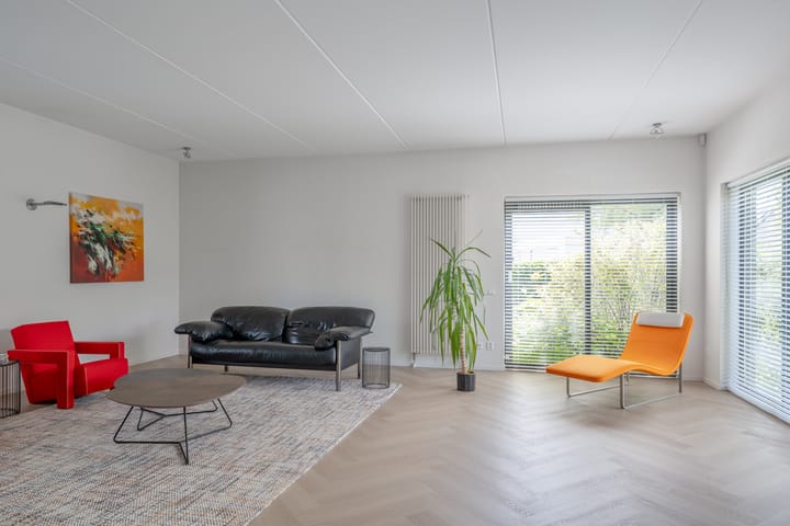 Foto 2 van Oscar Romerostraat 8