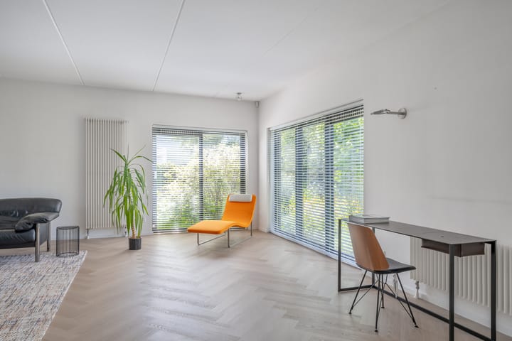 Foto 10 van Oscar Romerostraat 8