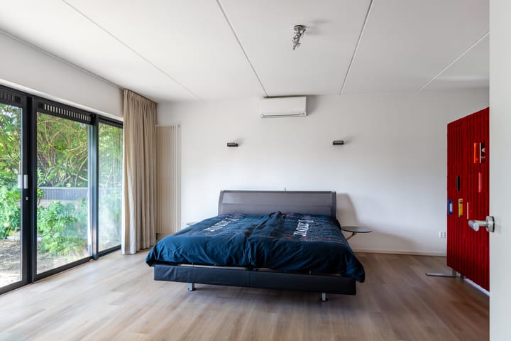 Foto 32 van Oscar Romerostraat 8