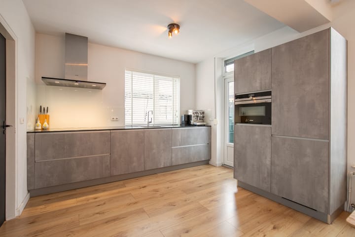 Foto 12 van Schumanstraat 34