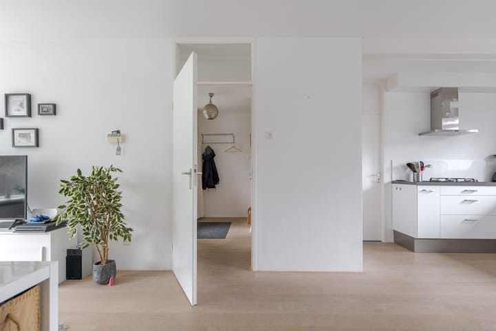 Foto 12 van Stinsenweg 2-A