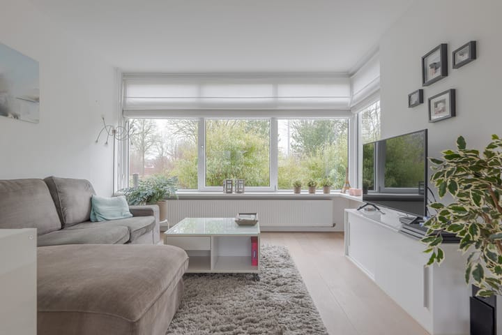 Foto 16 van Stinsenweg 2-A