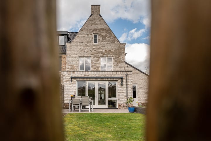 Foto 31 van Korenbloemdreef 1