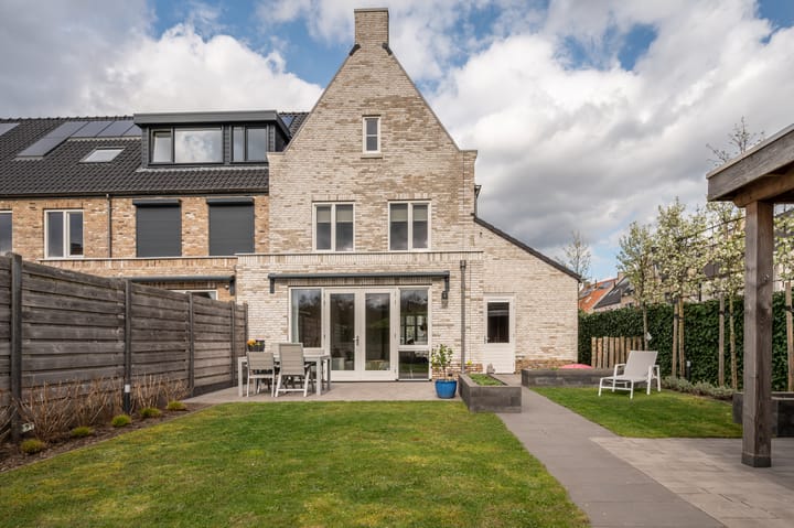 Foto 33 van Korenbloemdreef 1