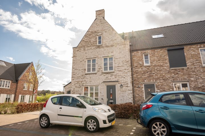 Foto 36 van Korenbloemdreef 1