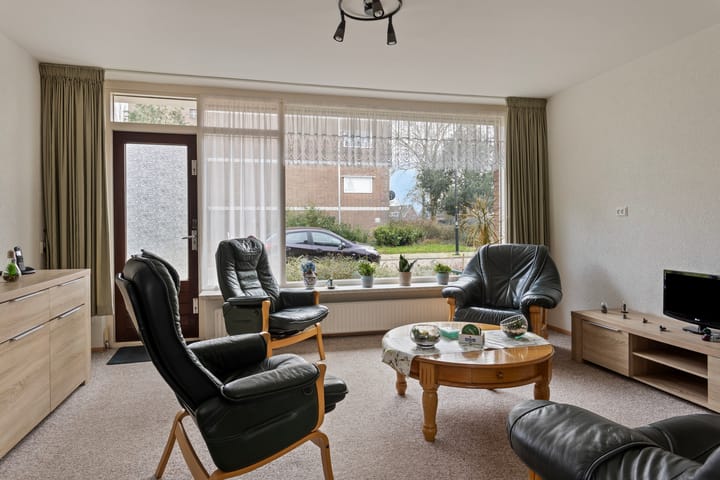 Foto 2 van Troelstrastraat 5