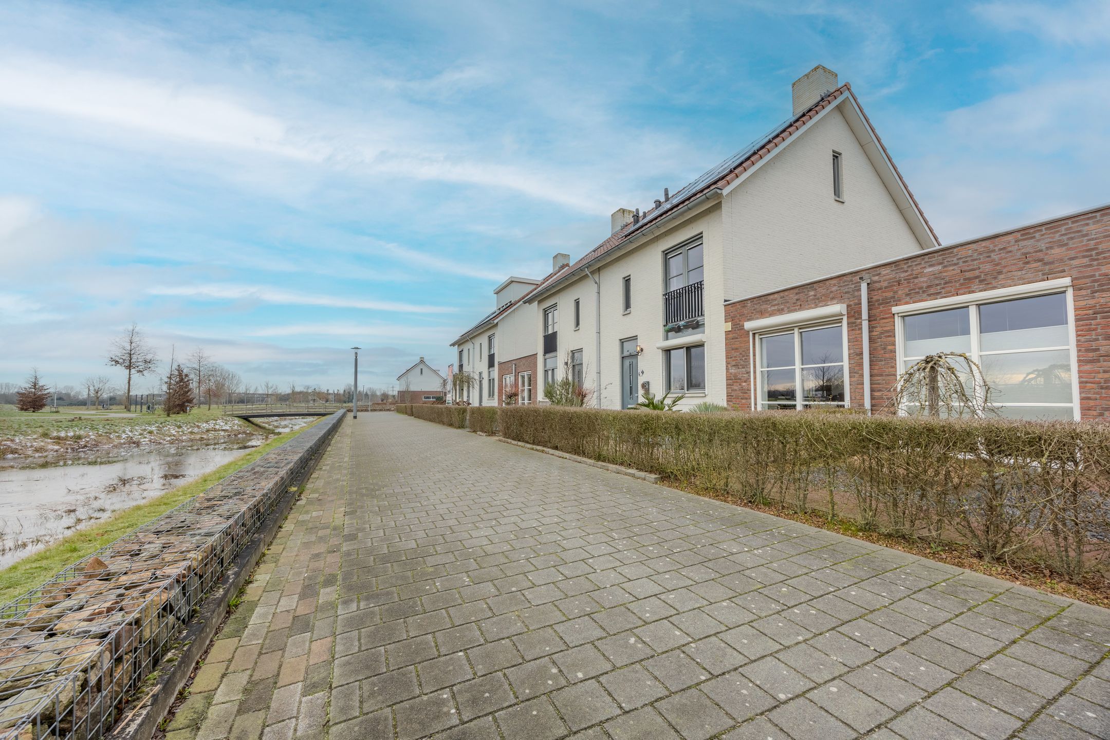 Foto 3 van Zomereik 3