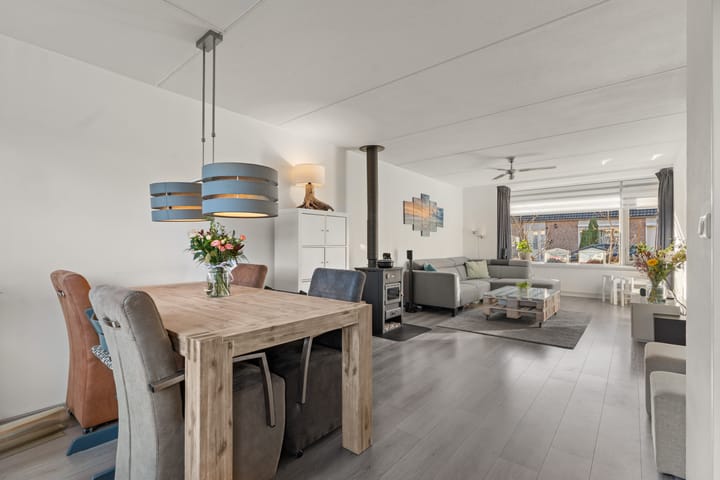 Photo 11 of Wilgenstraat 80