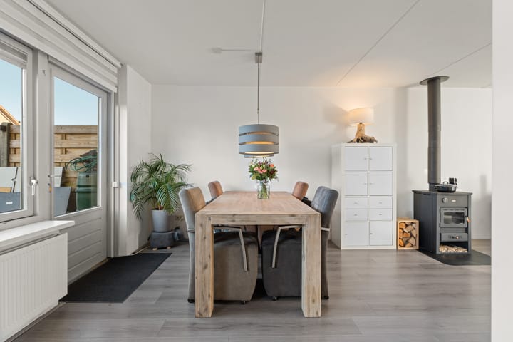 Photo 12 of Wilgenstraat 80