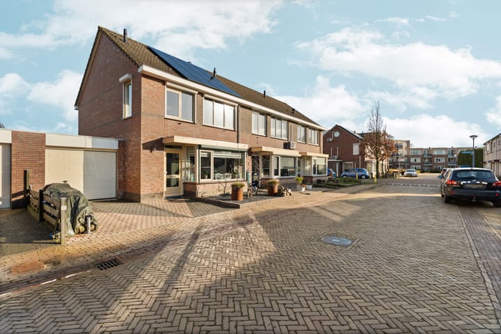 Photo 42 of Wilgenstraat 80