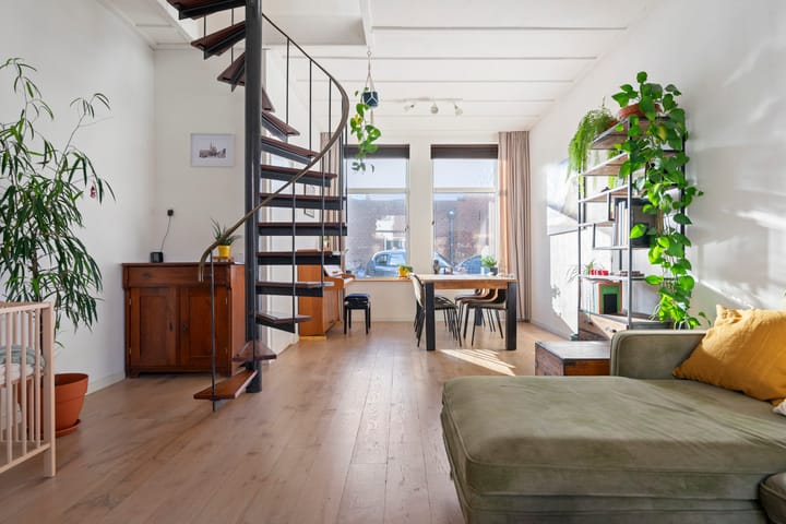 Foto 2 van Dr. Leijdsstraat 77