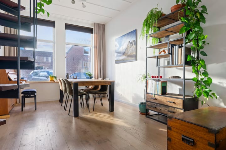 Foto 7 van Dr. Leijdsstraat 77