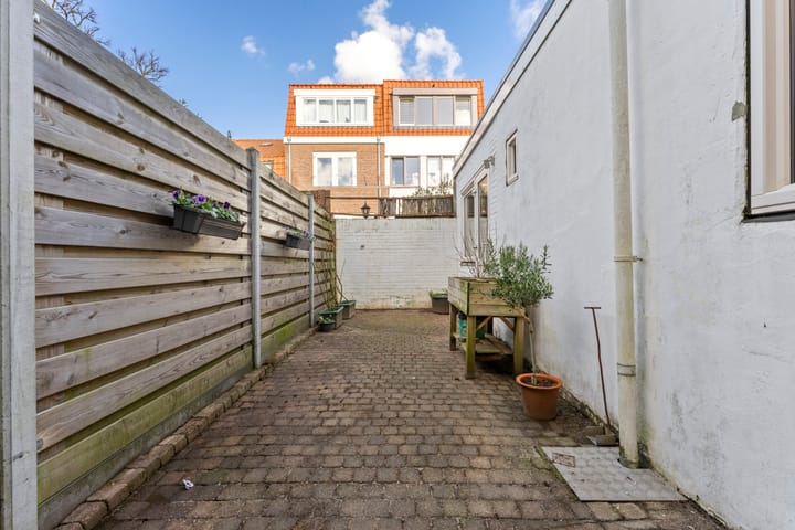 Foto 11 van Dr. Leijdsstraat 77