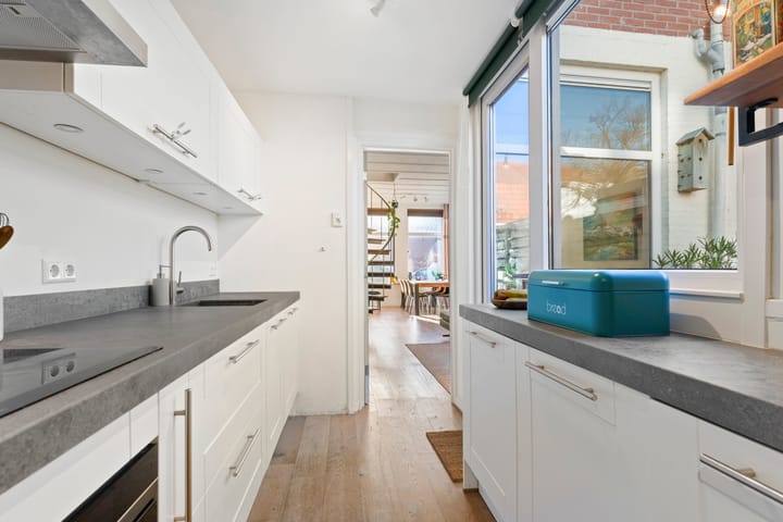 Foto 16 van Dr. Leijdsstraat 77