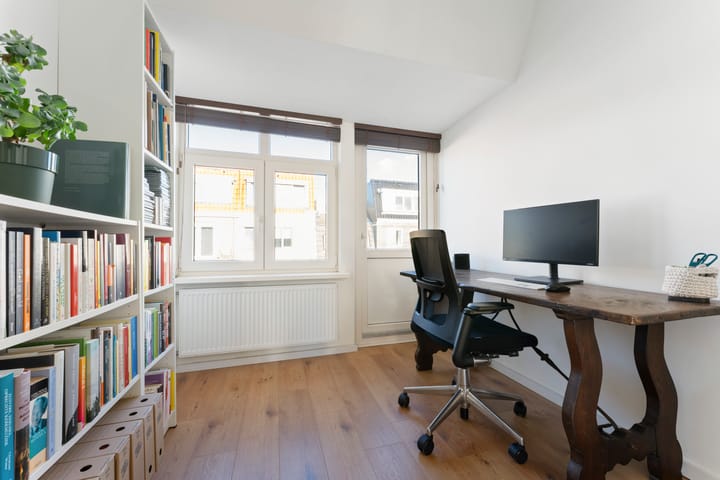 Foto 23 van Dr. Leijdsstraat 77