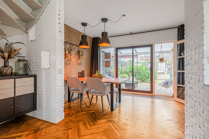 Foto 16 van Mendelssohnlaan 9