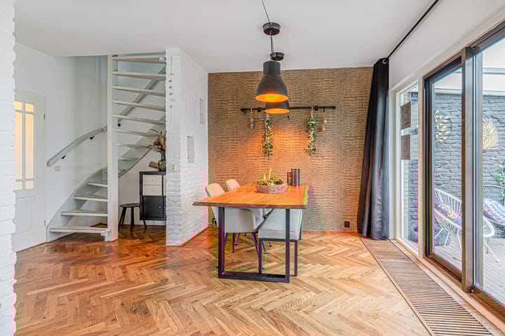 Foto 17 van Mendelssohnlaan 9