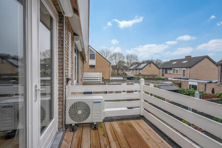 Foto 30 van Mendelssohnlaan 9