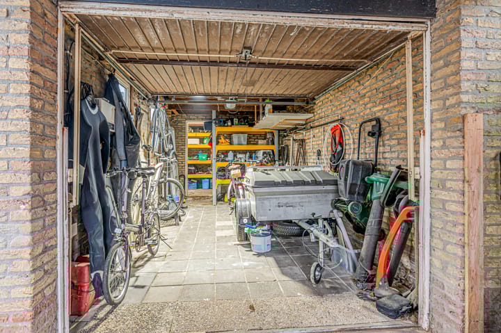 Foto 41 van Mendelssohnlaan 9