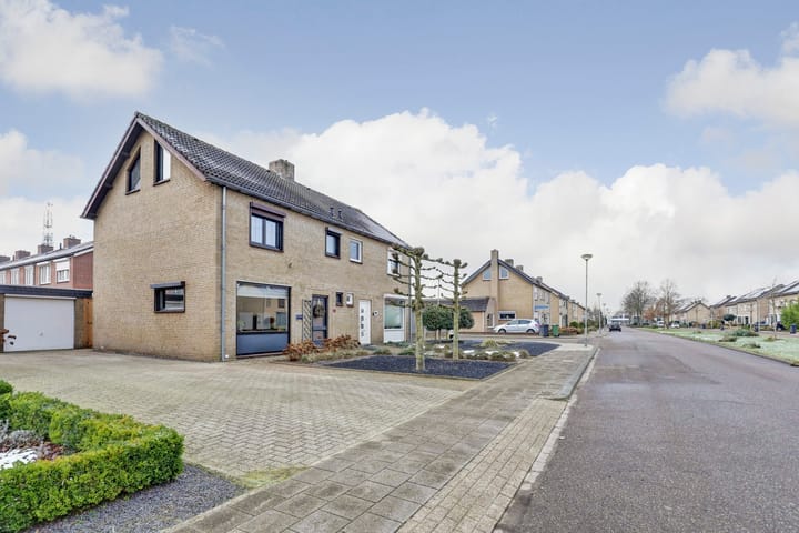 Foto 2 van Pieter Breughelstraat 40